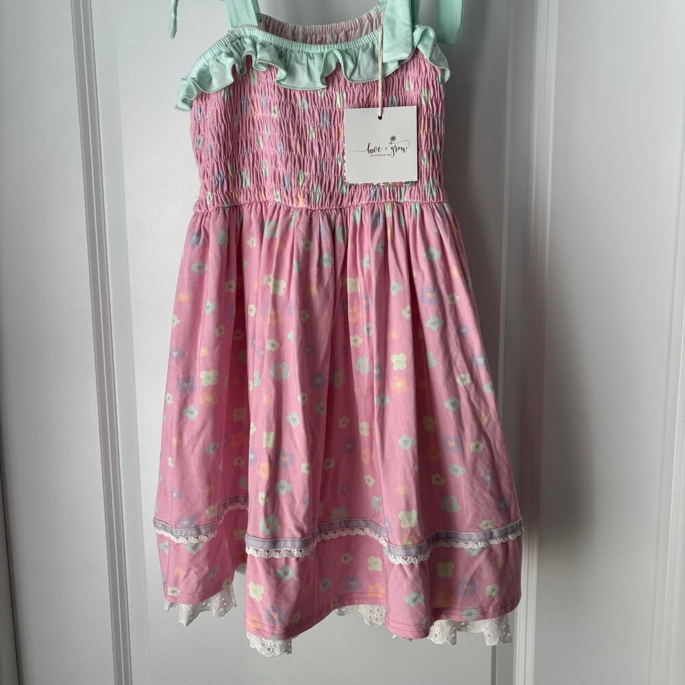 NWT Love + Grow Pink and Teal Dainty Flower Floral Dress Size 8 Feminine Girly